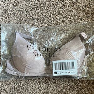 Angelight lightly lined scoop plunge bra